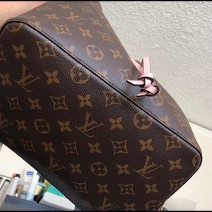 Louis Vuitton neonoe pink canvas bag